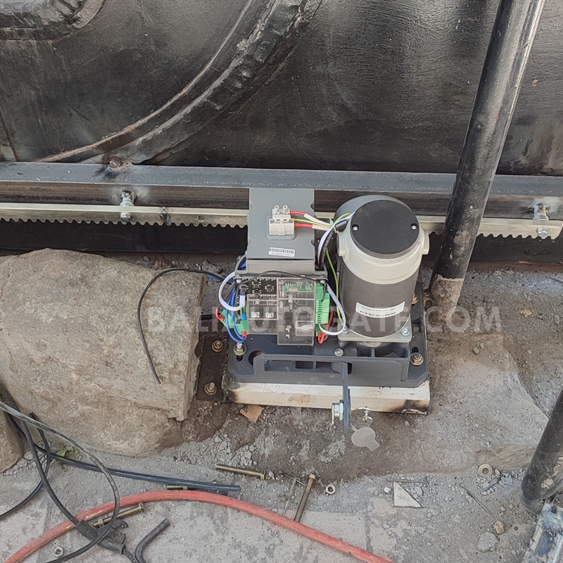 Gate Opener Remote di Bali